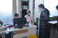 關(guān)愛員工健康  公司安排員工進行健康體檢