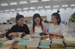 職工書屋，有我一本書